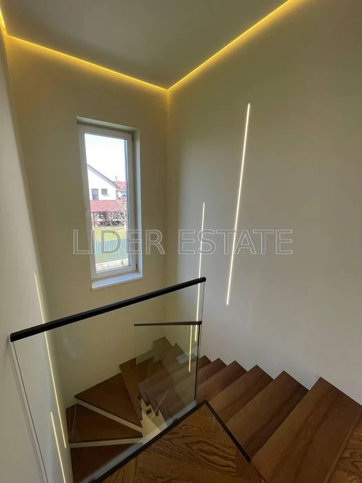 Продаж престижного 2-кімнатного дуплекса 175 м² | Ужгород