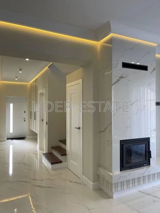 Продаж престижного 2-кімнатного дуплекса 175 м² | Ужгород