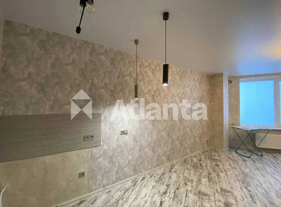 Квартира-студія 35 м² в ЖК Аквамарин з видом на Одеську зато