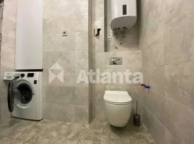 Квартира-студія 35 м² в ЖК Аквамарин з видом на Одеську зато