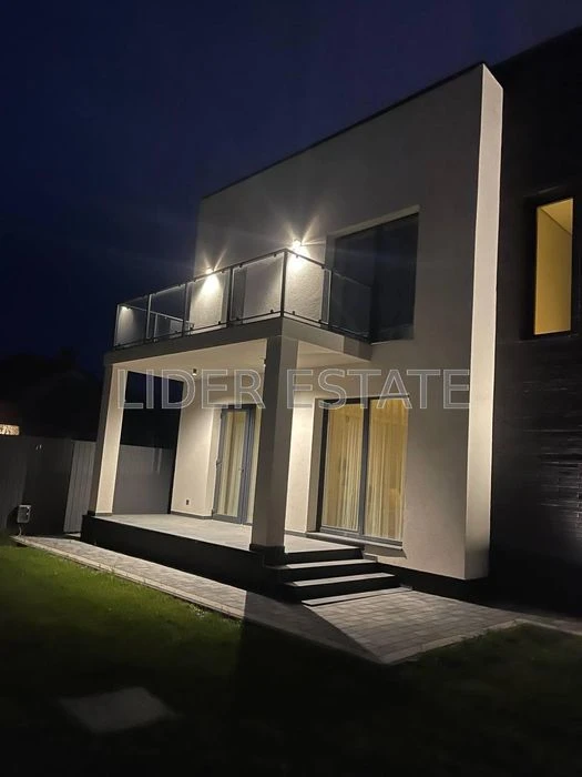 Продаж престижного 2-кімнатного дуплекса 175 м² | Ужгород