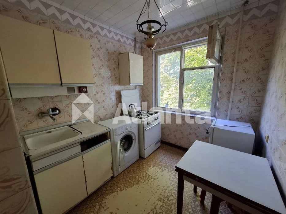 Продається 3х кімнатна квартира- можливий продаж під програм