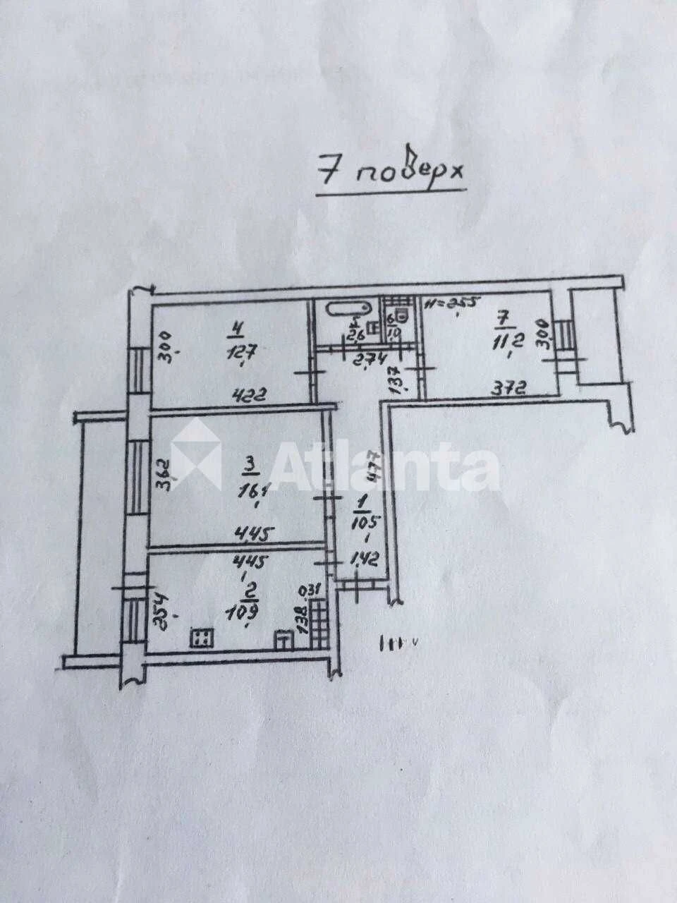 Трикімнатна квартира з капітальним ремонтом у 9-ти поверхово