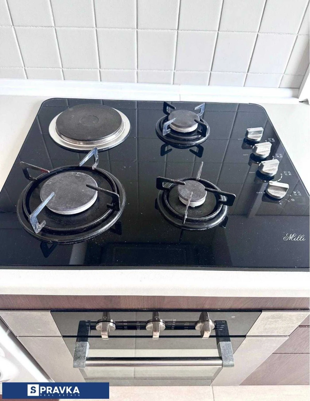 Красива 1к.кв 53м2 в теплому цегляному будинку! ГАЗ!, Закрит
