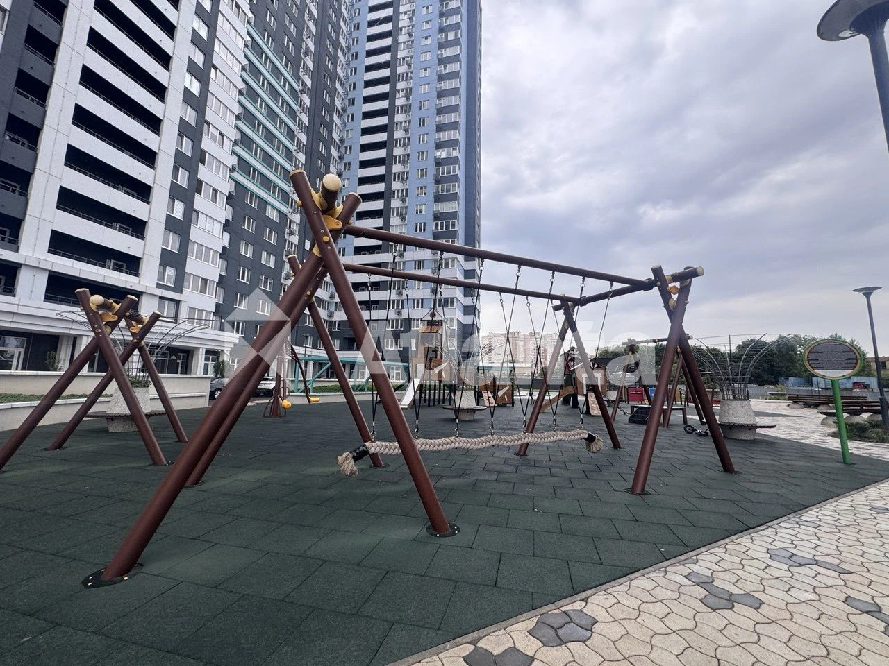 Продається квартира ЖК "SKAY CITY"