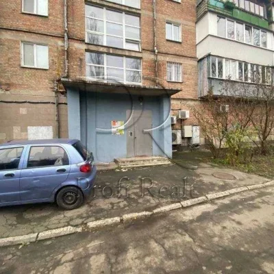 2-room apartment for sale 44 m², Chokolivskyi Blvd., 11