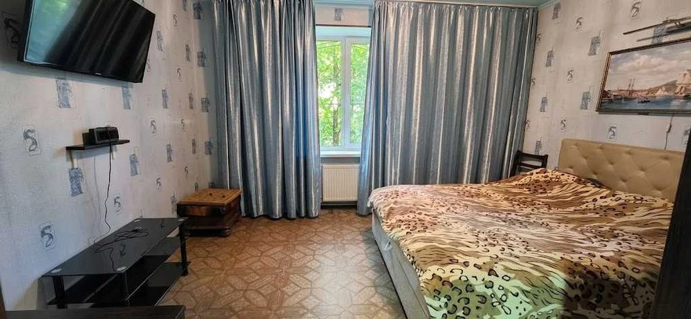 Продам |  3х к квартира |   ул.Грушевского |  Парковая | Авт
