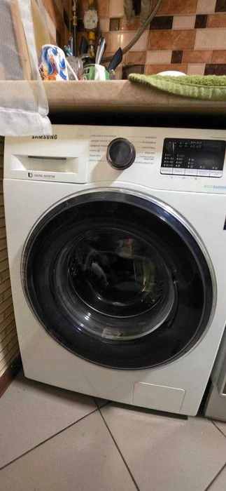 Продам |  3х к квартира |   ул.Грушевского |  Парковая | Авт