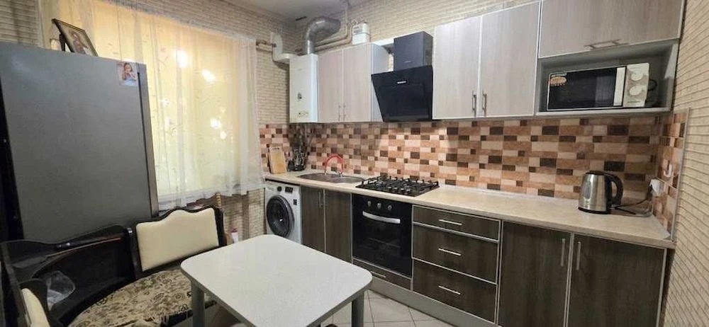 Продам |  3х к квартира |   ул.Грушевского |  Парковая | Авт