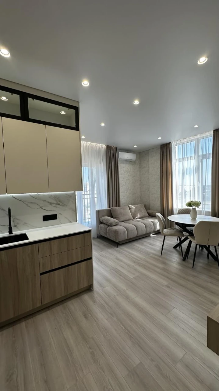 Продам 2-ком.квартиру с ремонтом в 63 Жемчужине на Краснова (3