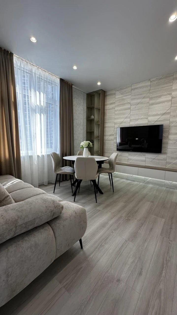 Продам 2-ком.квартиру с ремонтом в 63 Жемчужине на Краснова (3