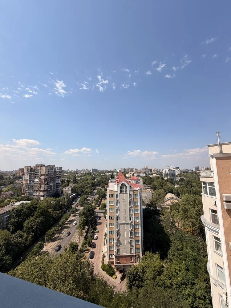 Пентхаус 241м2 с видом на море Дом Каркашадзе Французский