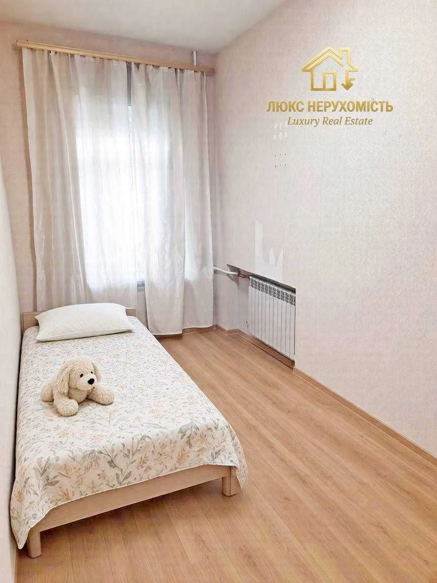 Продам 3-комнатную квартиру ул. Градоначальническая
