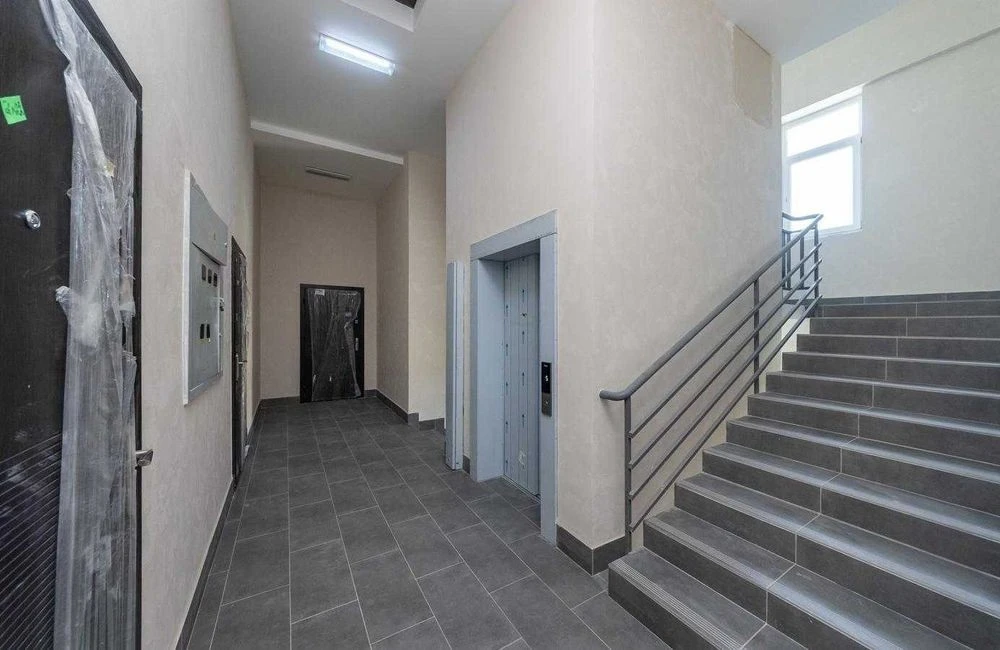 One-room two-level apartment for sale in the Crystal Dzher residential complex