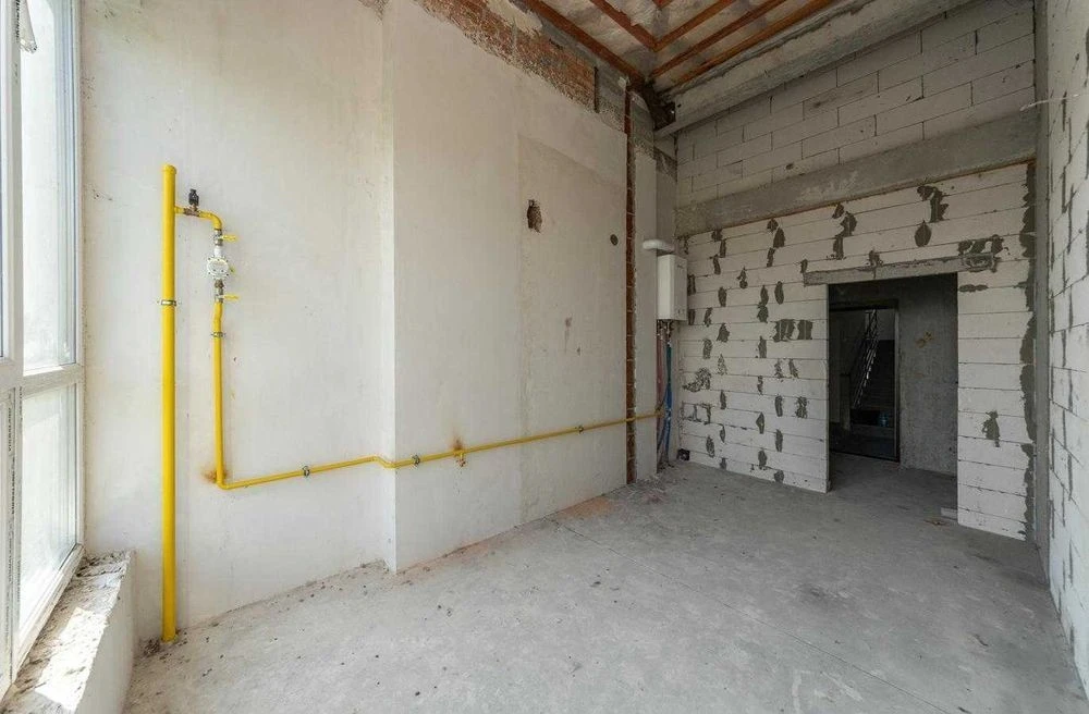 One-room two-level apartment for sale in the Crystal Dzher residential complex