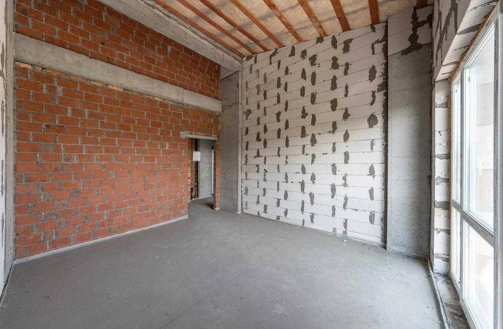 One-room two-level apartment for sale in the Crystal Dzher residential complex