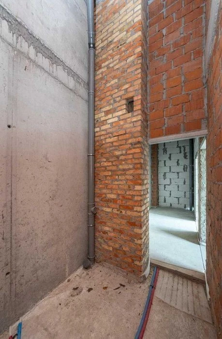 One-room two-level apartment for sale in the Crystal Dzher residential complex