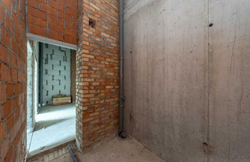 One-room two-level apartment for sale in the Crystal Dzher residential complex