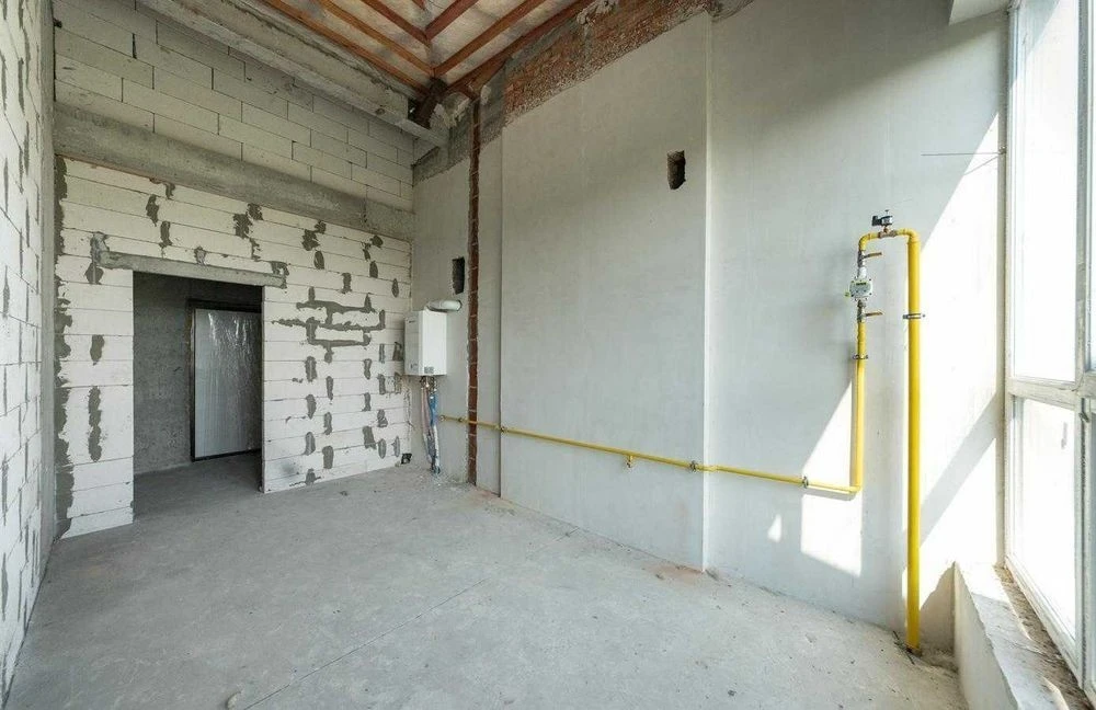 One-room two-level apartment for sale in the Crystal Dzher residential complex