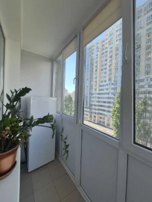 Продам 3-комнатную квартиру, ул. Армейский - Говорова, Парк