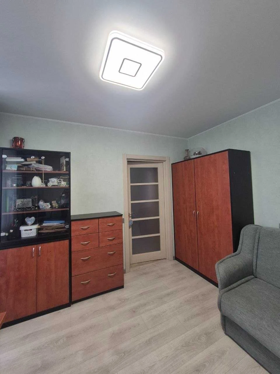 Продам 3-комнатную квартиру, ул. Армейский - Говорова, Парк