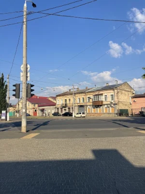 Продам 1 комн Болтенко (Лазарева) / Привоз / Парк-ЛунаПар