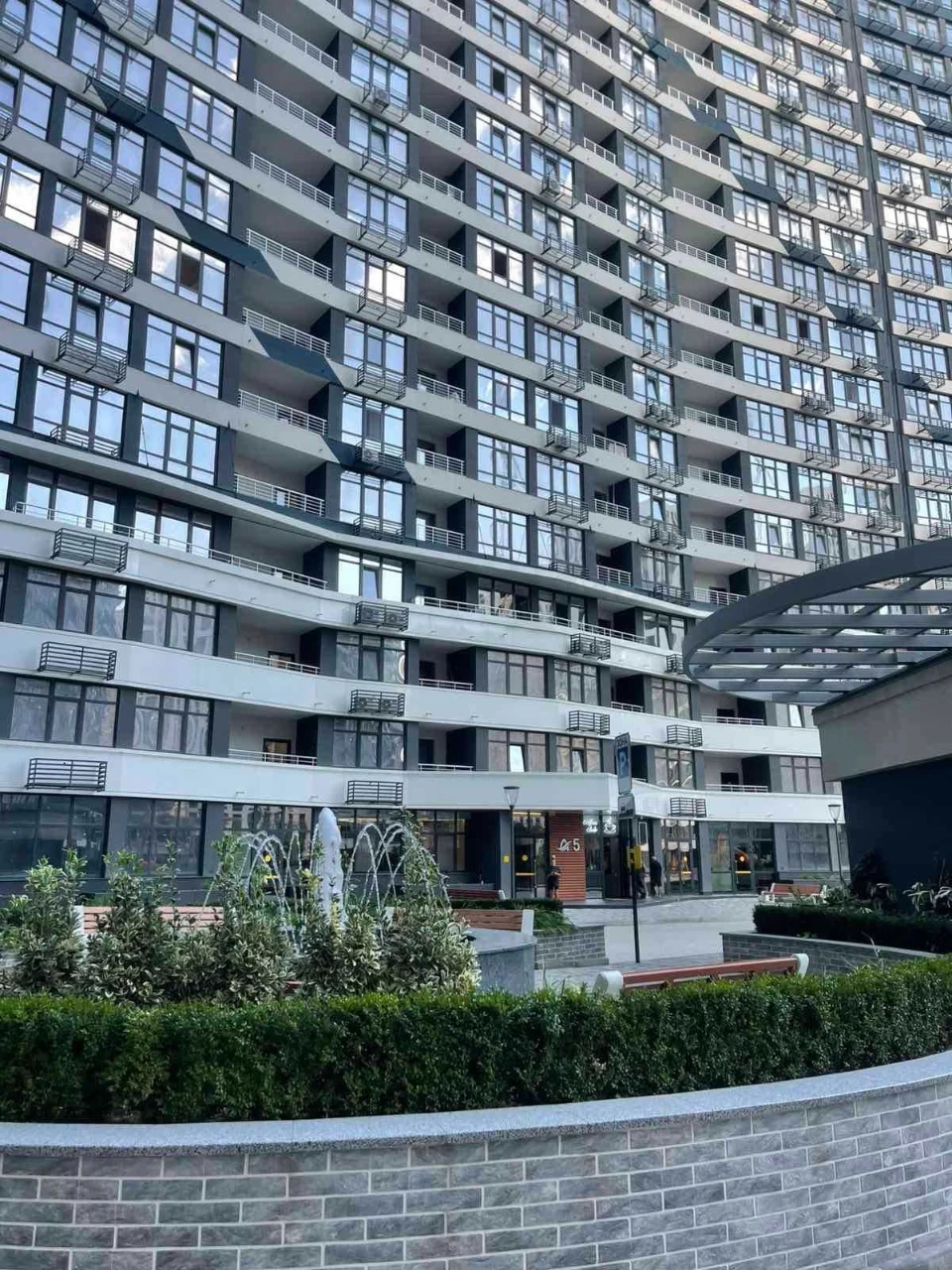 Продам 1-комнатную квартиру в атмосфере. Панорама моря. 5-й