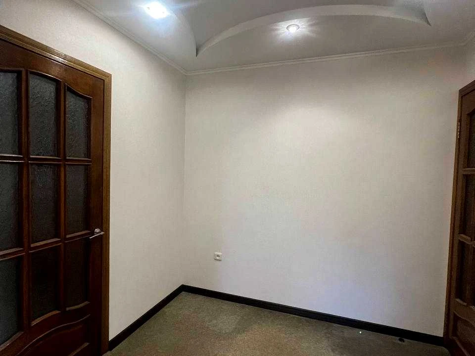 Apartment. Kharkiv, Yuriy Parashchuk St. (Ivana Mynaylenko)