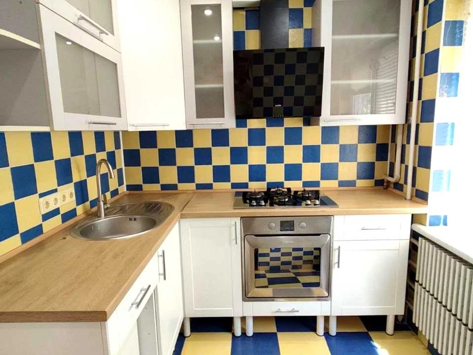 Apartment. Kharkiv, Neskorenykh St. (Heroes of Labor)