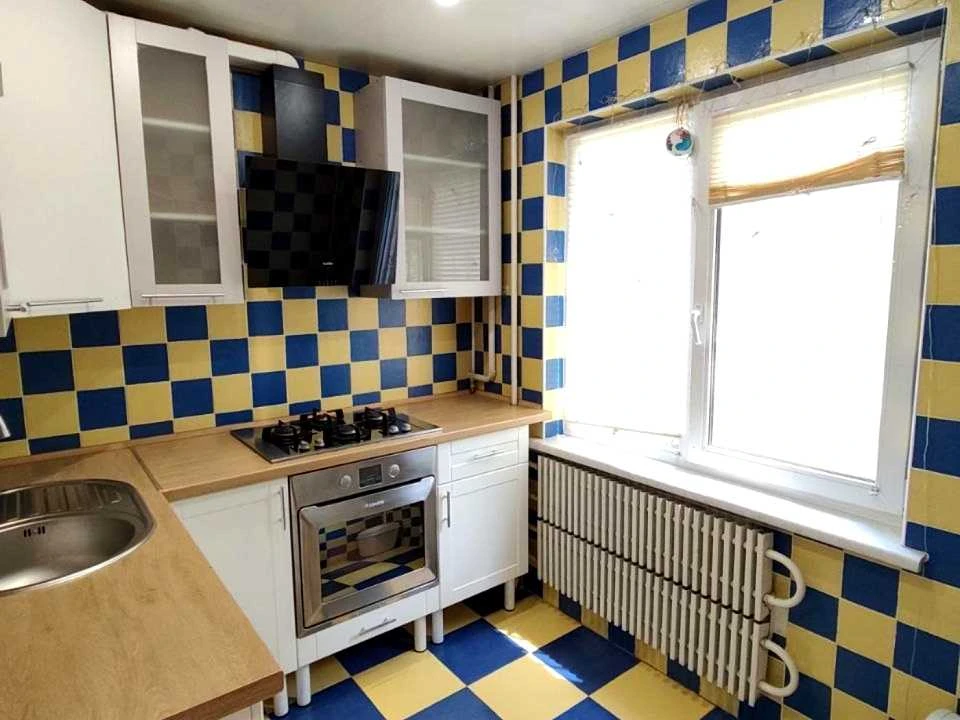 Apartment. Kharkiv, Neskorenykh St. (Heroes of Labor)