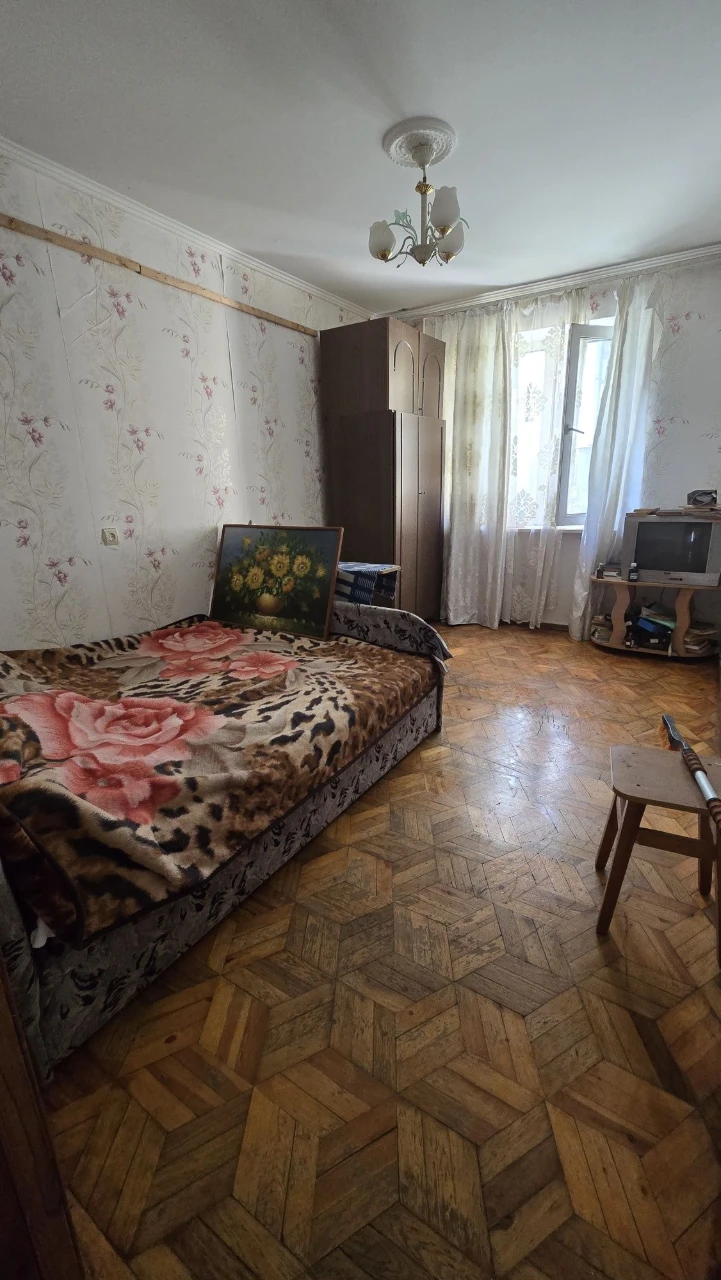 Продам 2-х ком на Черёмушках! 70 м.