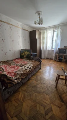 Продам 2-х ком на Черёмушках! 70 м.