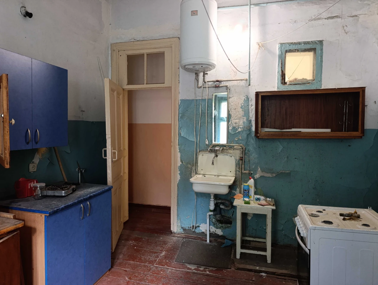 Четырехкомнатная квартира, ул. Новосельского, Центр