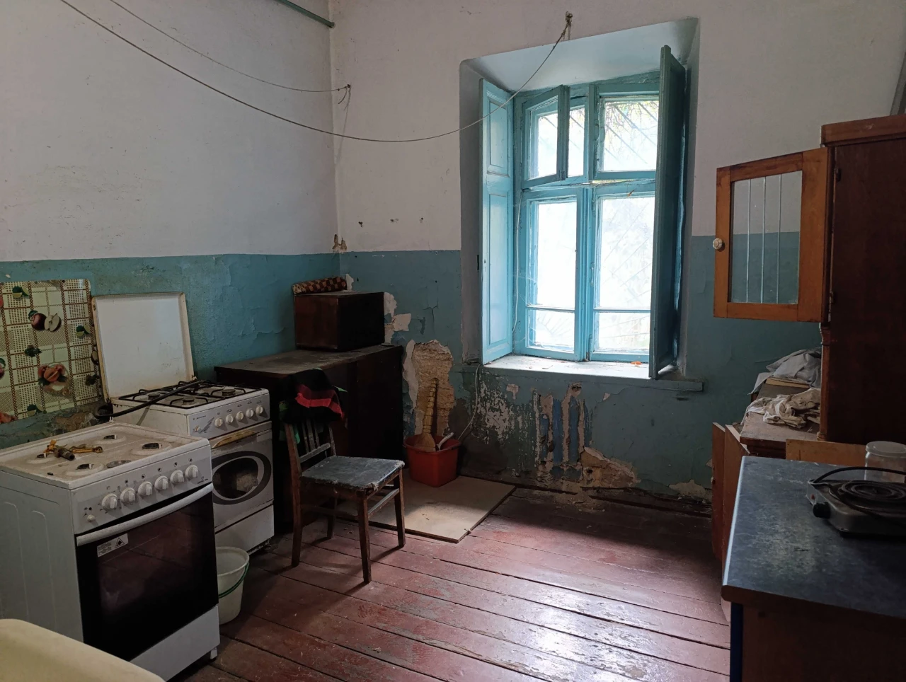 Четырехкомнатная квартира, ул. Новосельского, Центр