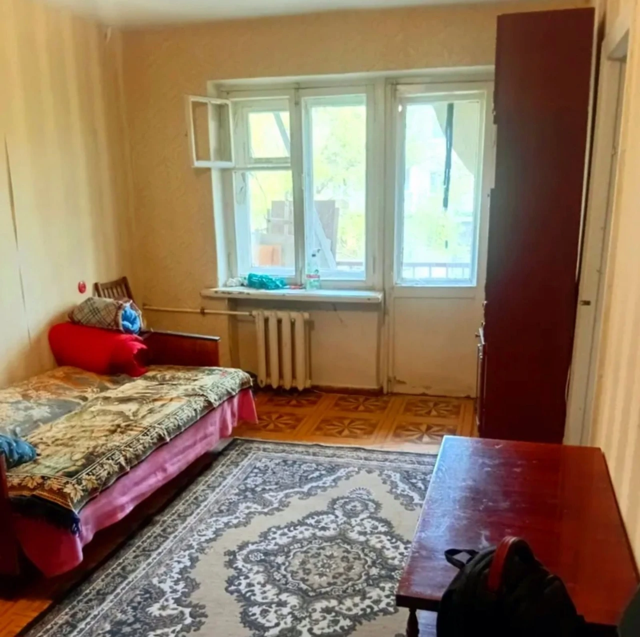 Продам 2кв, 43кв.м., ул.Танцюри/Варненская