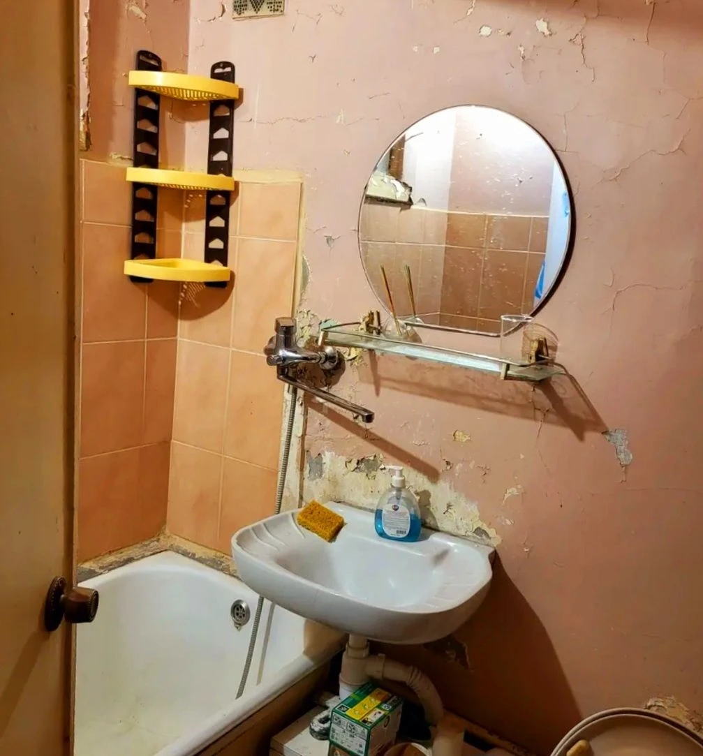 Продам 2кв, 43кв.м., ул.Танцюри/Варненская