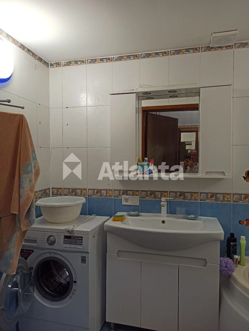 Продам 3 комн., Утесовая / Базарная, Центр