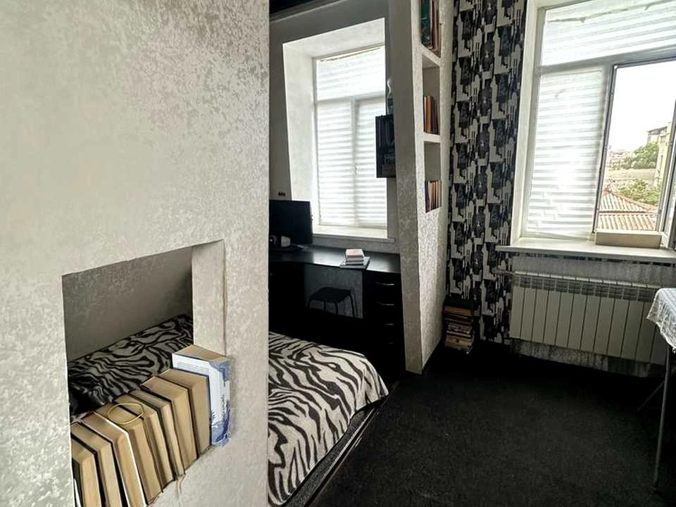 Apartment. Kharkiv, Kontorskyi lane.