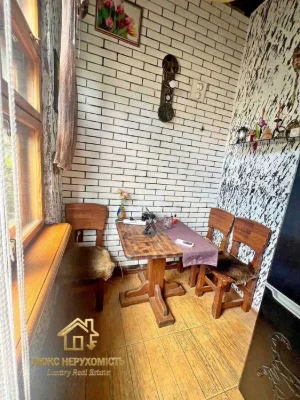 Продам 4 ком. квартиру переулок Щепной, между Базарной и Усп.
