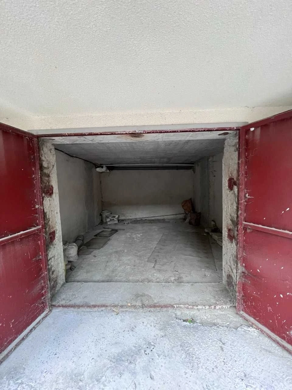 Продається гараж на м-ні Пасічна