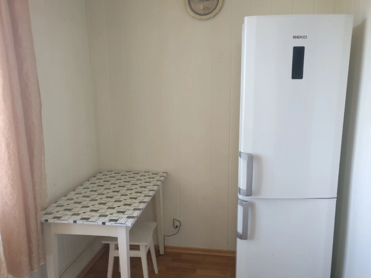 Продам 1 кімнатну квартиру в Новогуйвинську з Автономним опа