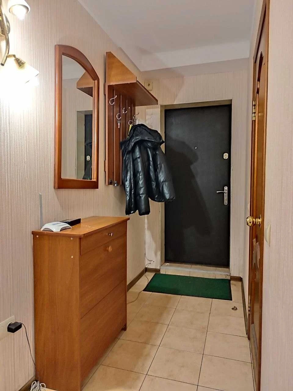 2к студія, ГАЗ, 1 пов., вул. Довженка 12, Шулявка, Шевченків