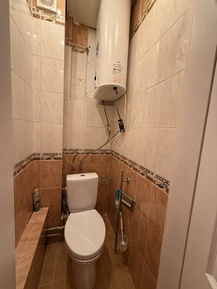 Продам  4 ком.кв .Комфортный 2 этаж
