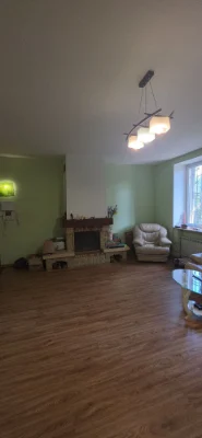 Продаж 4кімнатної квартири з  переплануванням по вул. Олекса