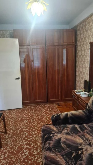 +Продам 3 ком. квартиру ул.Чумаченко 17000 дол. рынок Алекса