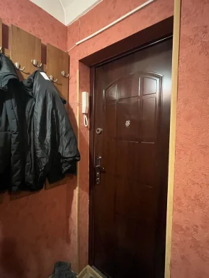 2-room apartment for sale. Area of the Shopping Center of Ukraine.