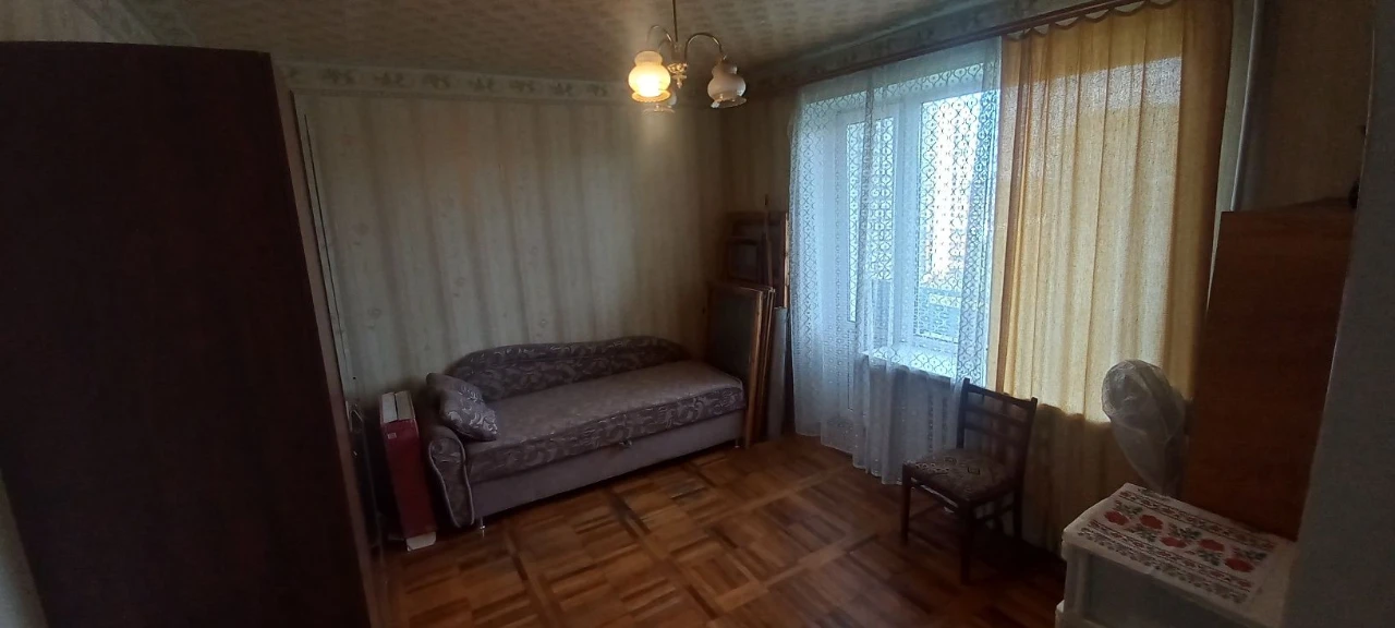 Большая двушечка в центре города с обалденной планировкой.