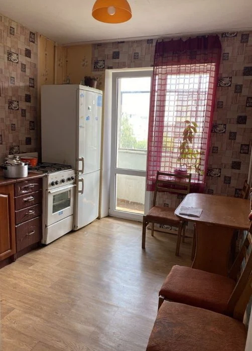 Sale of a large one-room apartment in Khortytskyi district