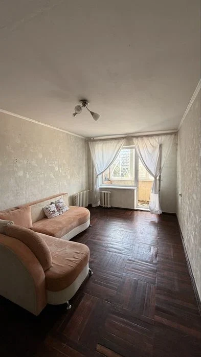 Продается 1-комн. кв. на Песках