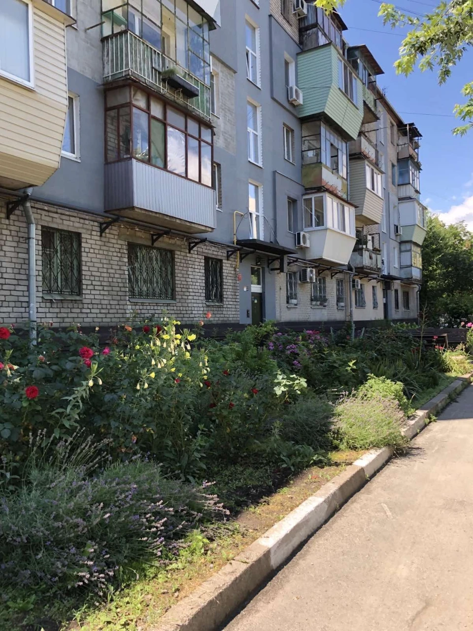 Продажа 2-х комн квартиры на Космосе